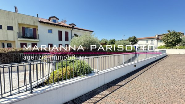 ufficio in vendita a Bassano del Grappa