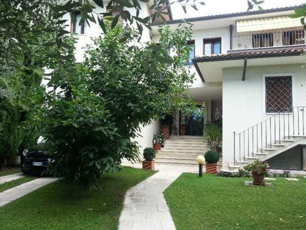 villa in vendita a Bassano del Grappa