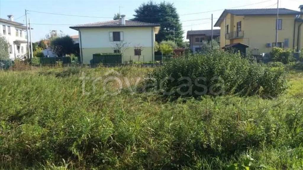 casa indipendente in vendita a Bassano del Grappa