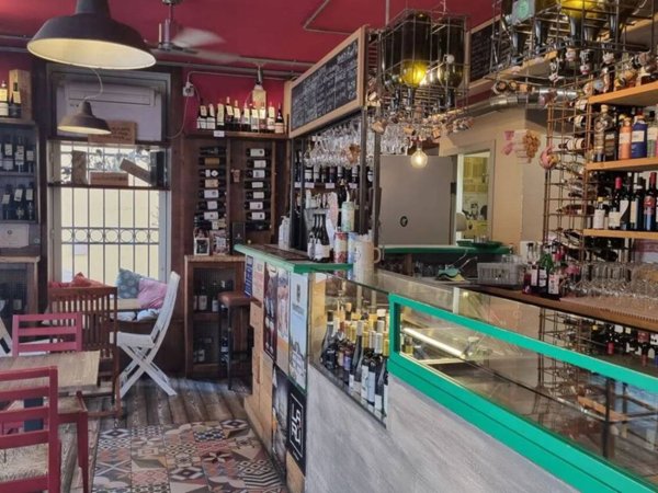 negozio in vendita a Bassano del Grappa