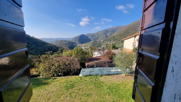 appartamento in vendita a Bassano del Grappa in zona Valrovina