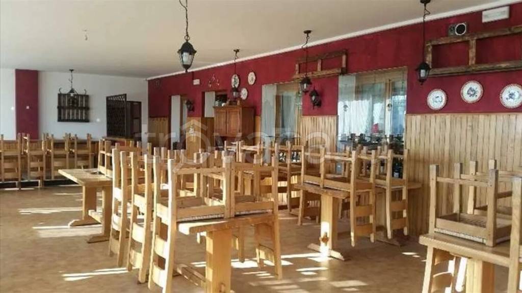 negozio in vendita a Bassano del Grappa