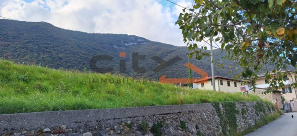 casa indipendente in vendita a Bassano del Grappa