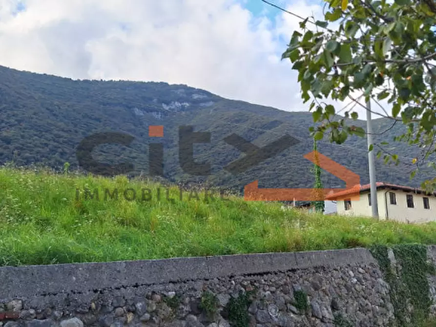 casa indipendente in vendita a Bassano del Grappa in zona Campese