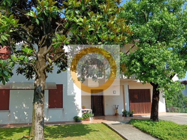 casa indipendente in vendita a Bassano del Grappa