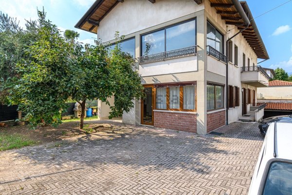 casa indipendente in vendita a Bassano del Grappa