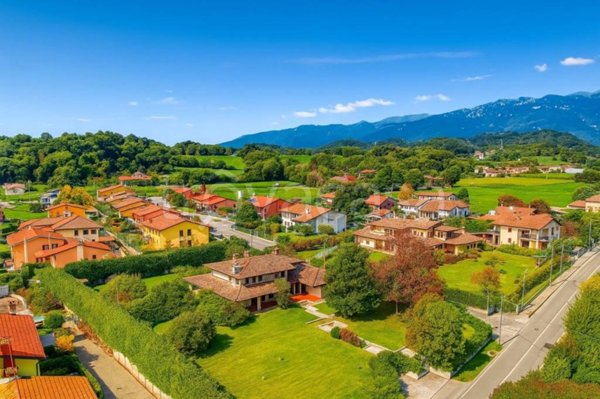 casa indipendente in vendita a Bassano del Grappa