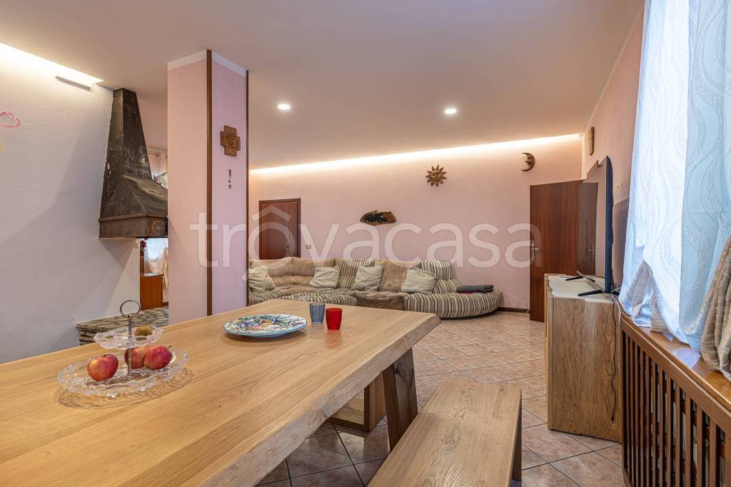 casa indipendente in vendita a Bassano del Grappa in zona Marchesane