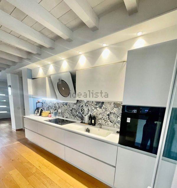 casa indipendente in vendita a Bassano del Grappa