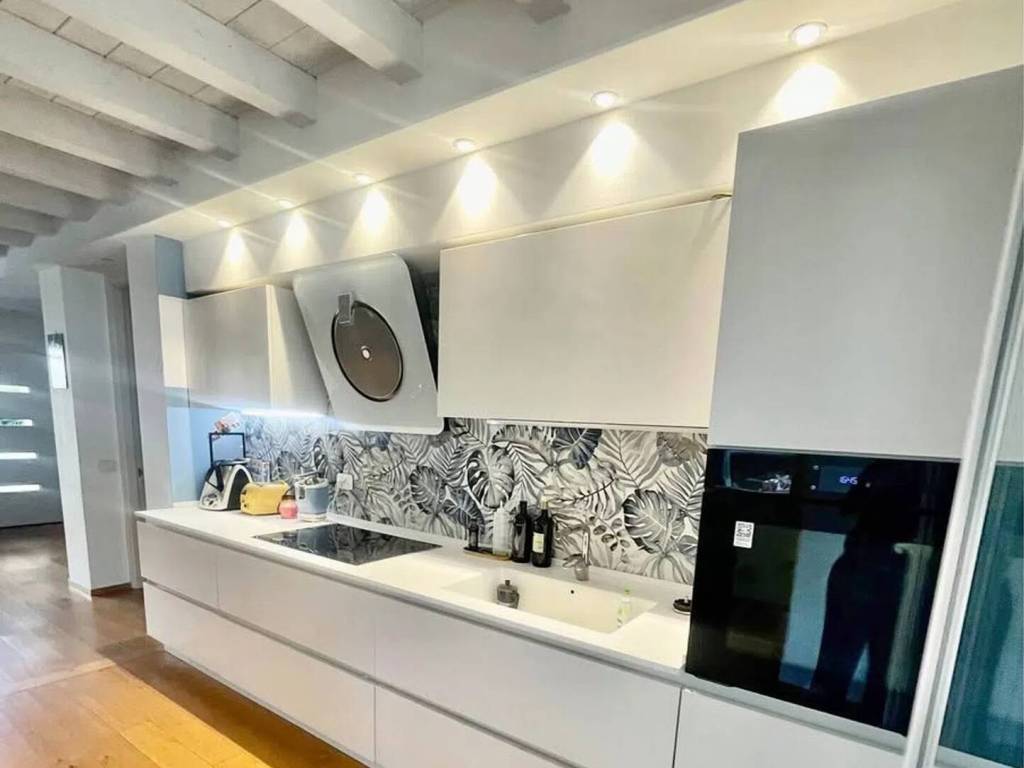 casa indipendente in vendita a Bassano del Grappa