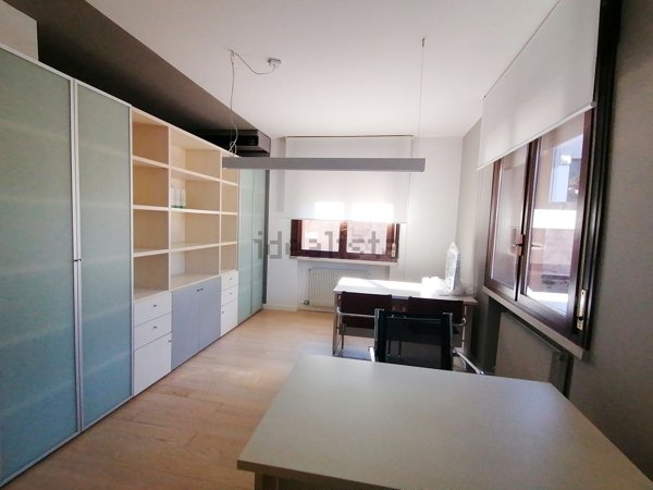 ufficio in vendita a Bassano del Grappa
