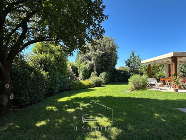 casa indipendente in vendita a Bassano del Grappa