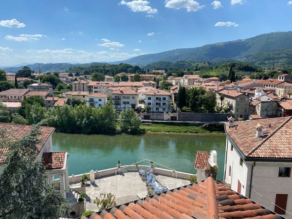 appartamento in vendita a Bassano del Grappa in zona Sant'Eusebio