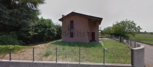 casa indipendente in vendita a Bassano del Grappa