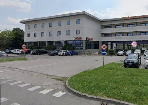 ufficio in vendita a Bassano del Grappa