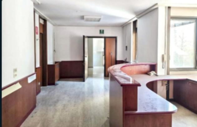 ufficio in vendita a Bassano del Grappa