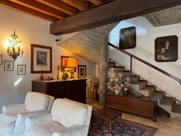 casa indipendente in vendita a Bassano del Grappa