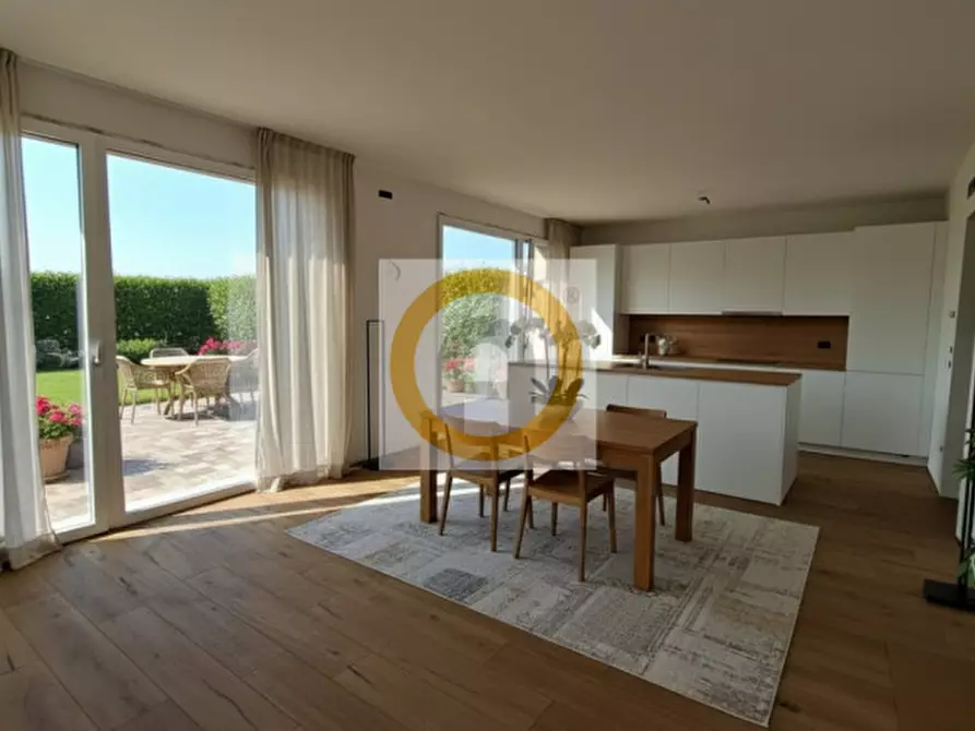 casa indipendente in vendita a Bassano del Grappa