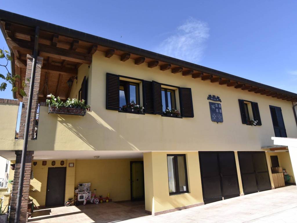 casa indipendente in vendita a Bassano del Grappa