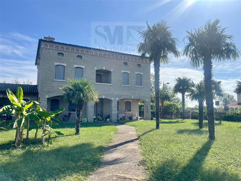 casa indipendente in vendita a Bassano del Grappa