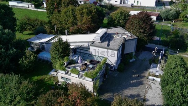 casa indipendente in vendita a Bassano del Grappa