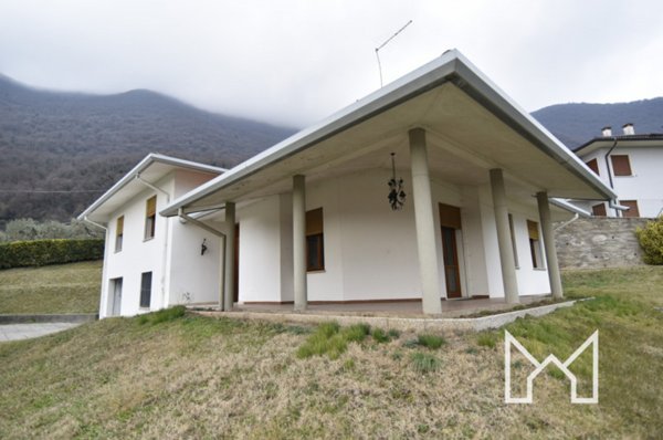 casa indipendente in vendita a Bassano del Grappa in zona Campese