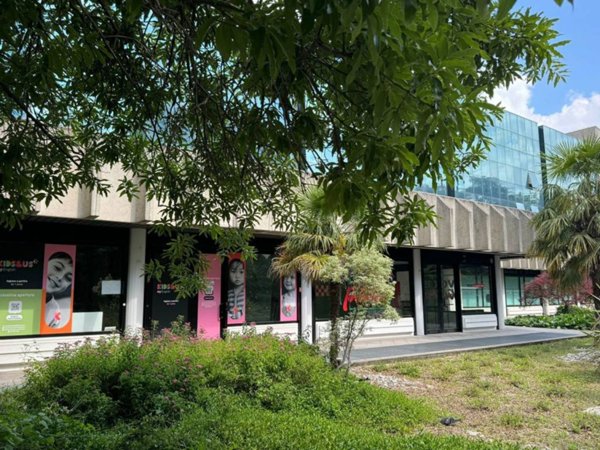 intera palazzina in vendita a Bassano del Grappa