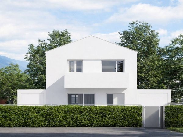 casa indipendente in vendita a Bassano del Grappa