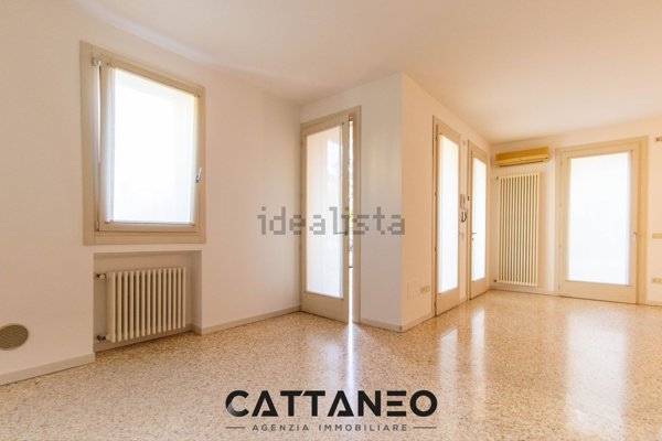 casa indipendente in vendita a Bassano del Grappa