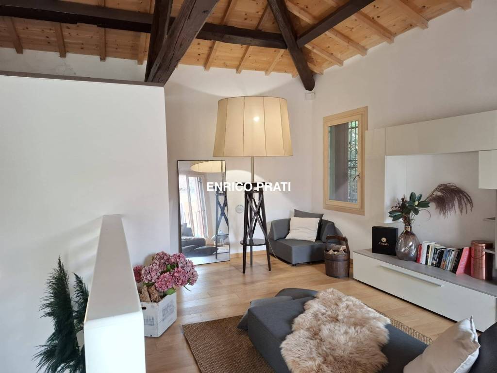 casa indipendente in vendita a Bassano del Grappa