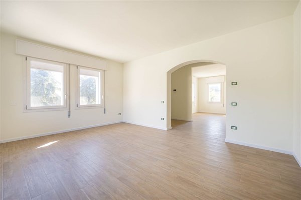 casa indipendente in vendita a Bassano del Grappa