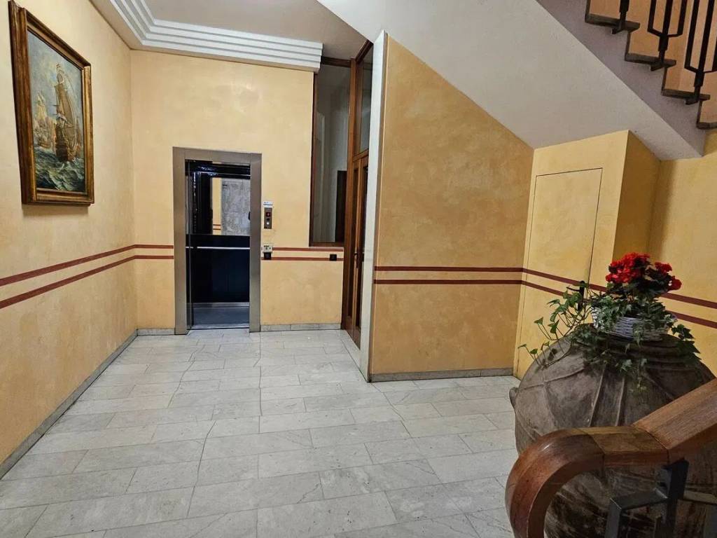 ufficio in vendita a Bassano del Grappa