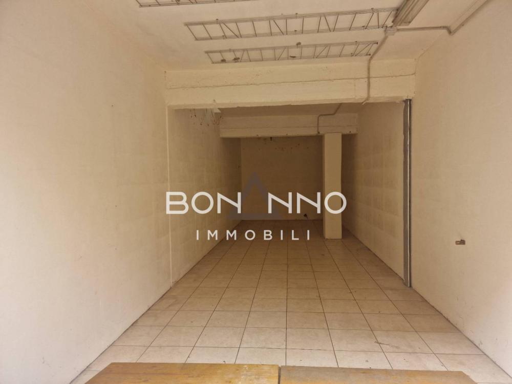 locale di sgombero in vendita a Bassano del Grappa