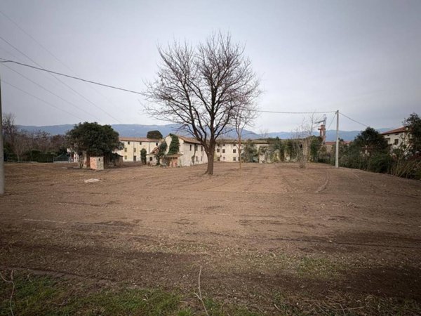casa indipendente in vendita a Bassano del Grappa