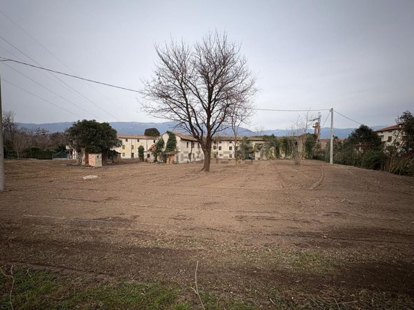 casale in vendita a Bassano del Grappa