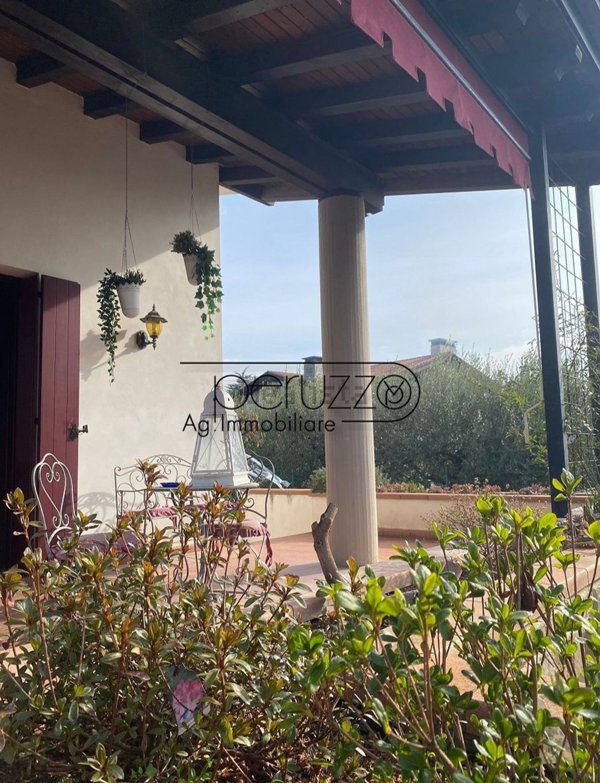 casa indipendente in vendita a Bassano del Grappa