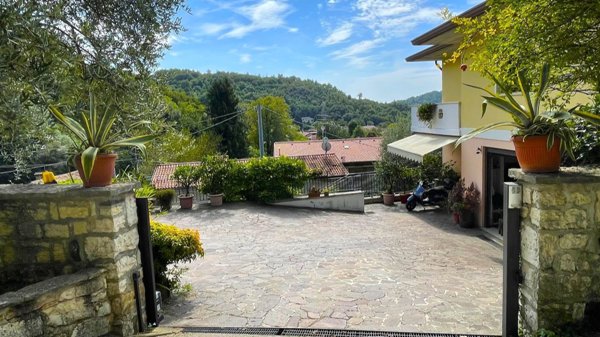 casa indipendente in vendita a Bassano del Grappa