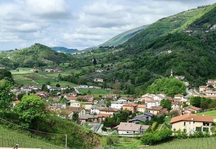 casa indipendente in vendita a Bassano del Grappa in zona San Michele