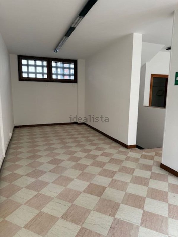 ufficio in vendita a Bassano del Grappa