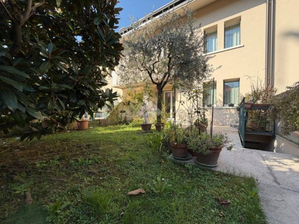 casa indipendente in vendita a Bassano del Grappa