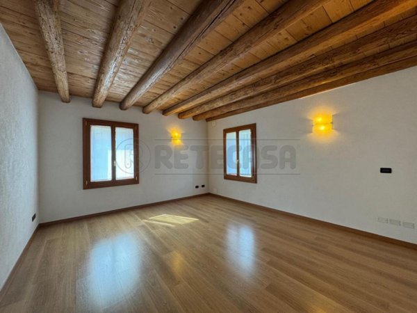 pentavano in vendita a Bassano del Grappa