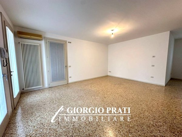 casa indipendente in vendita a Bassano del Grappa