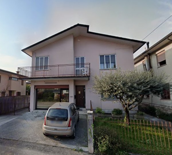 ufficio in vendita a Bassano del Grappa