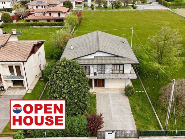 casa indipendente in vendita a Bassano del Grappa