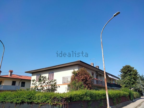 casa indipendente in vendita a Bassano del Grappa