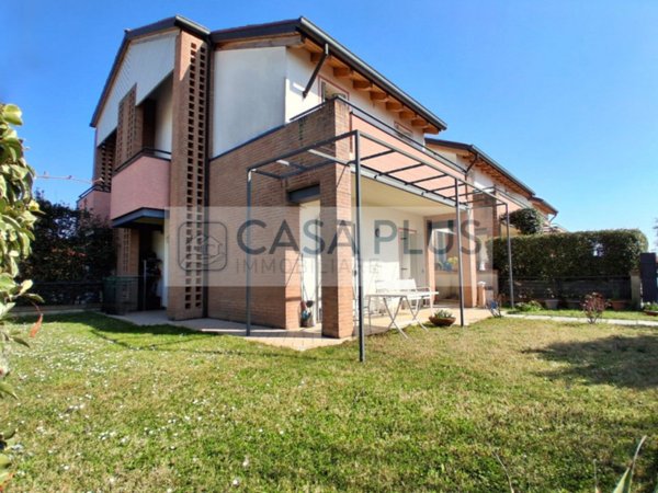 casa indipendente in vendita a Bassano del Grappa