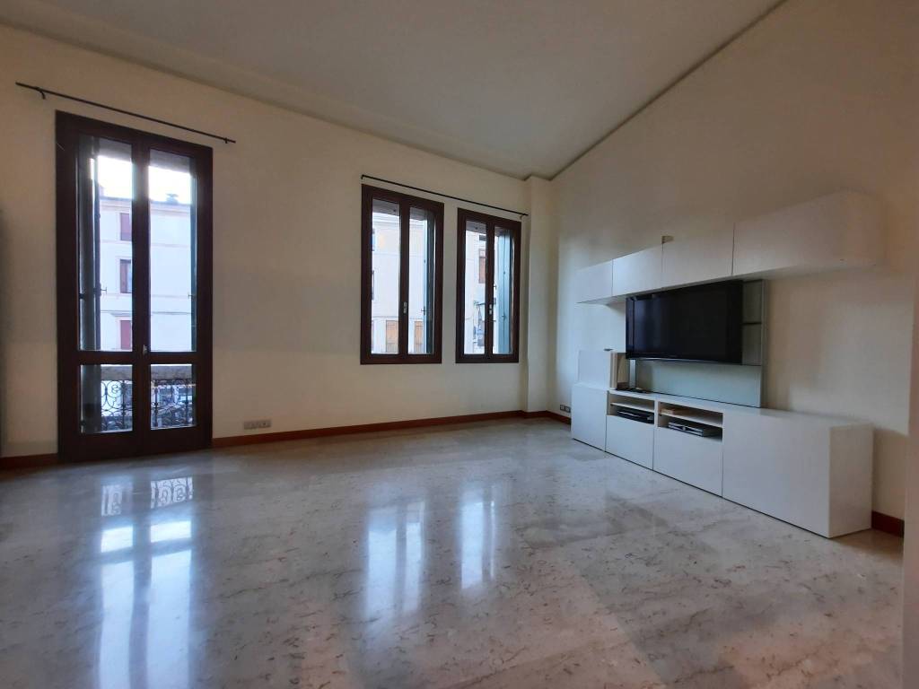 appartamento in vendita a Bassano del Grappa
