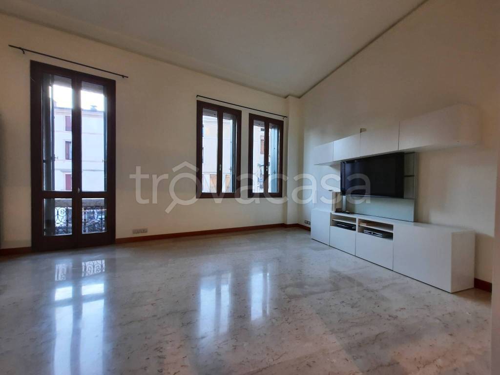appartamento in vendita a Bassano del Grappa
