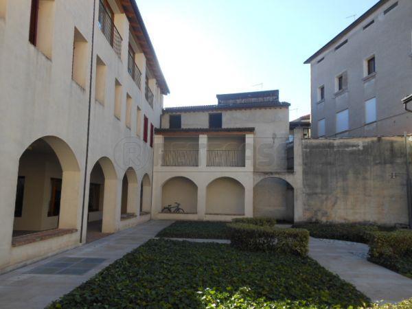 appartamento in vendita a Bassano del Grappa