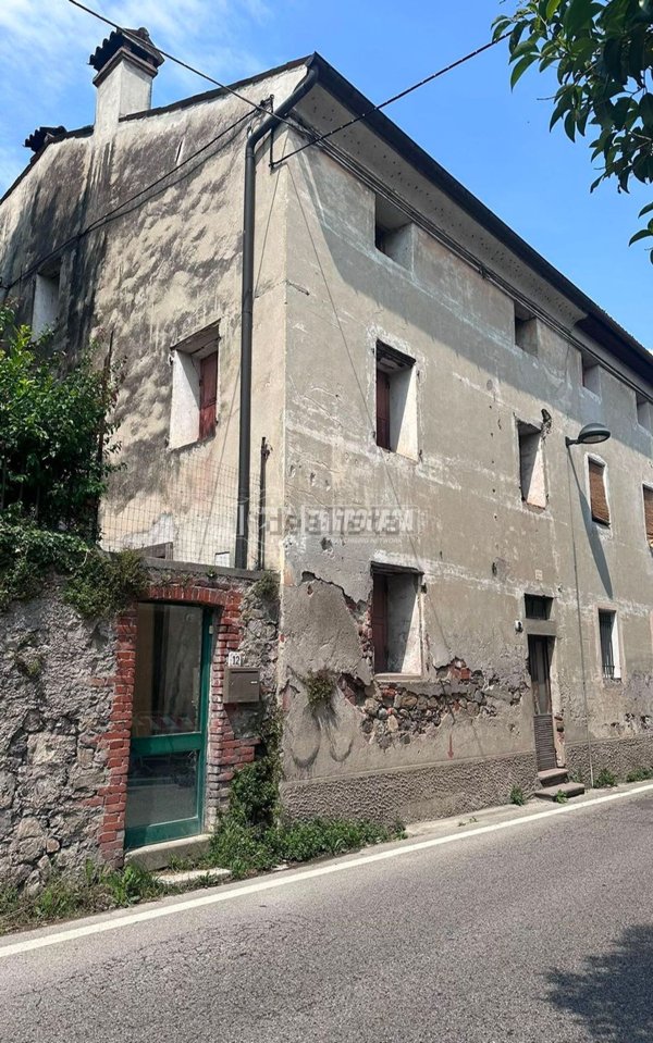 pentavano in vendita a Bassano del Grappa